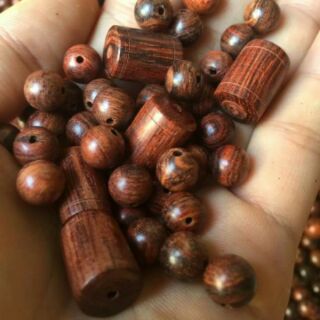 Vòng gỗ sưa 8li