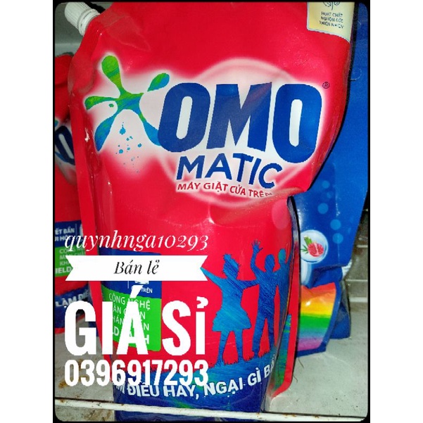 Nước giặt Omo matic xanh-đỏ 2,2L