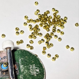 Ốc ván trượt ngón tay lock nuts vàng passion fingerboard