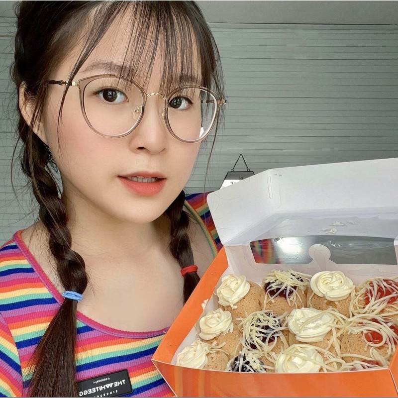 Gọng kính nhựa bầu tròn phối kim loại siêu hot titok