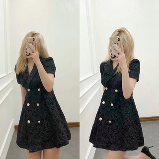 Váy gấm cổ vest