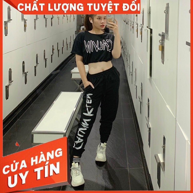 SET ĐỒ TẬP GYM, ZUMBA, AEROBIC DÀNH CHO NỮ GỒM ÁO CROTOP DÂY RÚT CHẤT LIỆU THUN MỀM VÀ QUẦN JOGGER CHẤT GIÓ MỀM MÁT