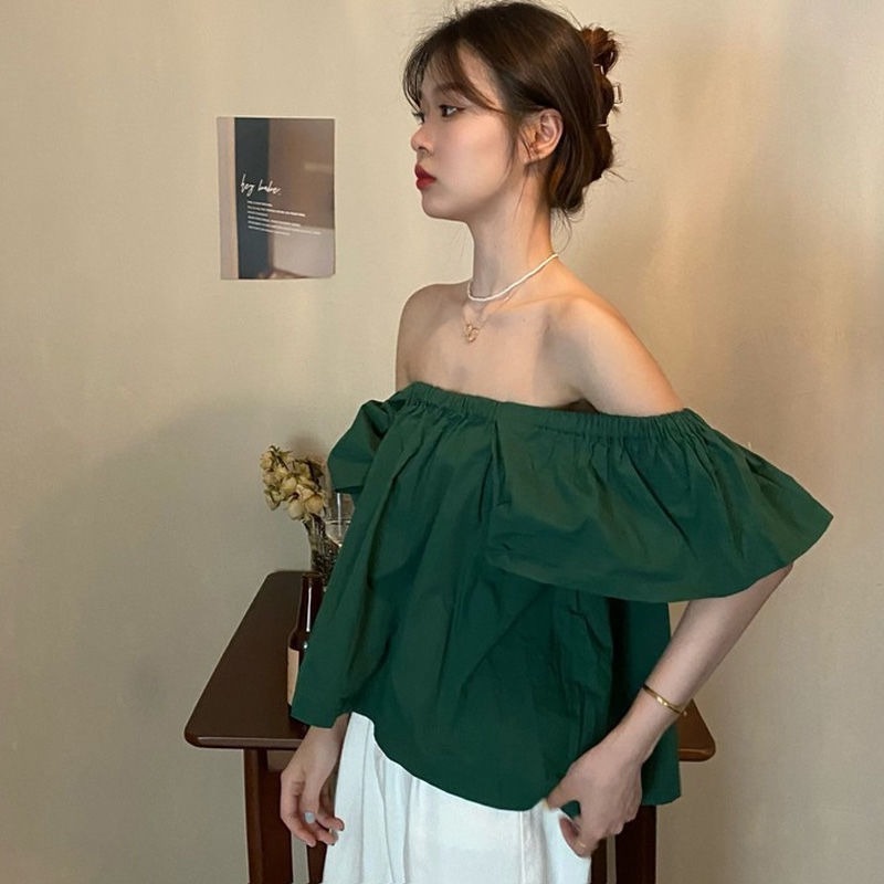 Áo Trễ Vai Ngắn Tay Kèm Quần Ngắn Thời Trang Nữ Tính