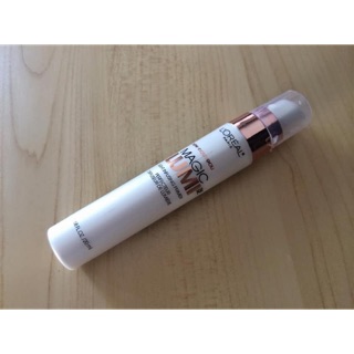 KEM LÓT L’Oreal Paris Magic Lumi Light Infusing Primer