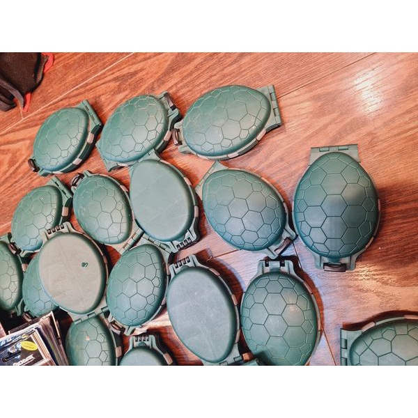 Hộp đựng phụ kiện lưỡi câu hình Mai Rùa