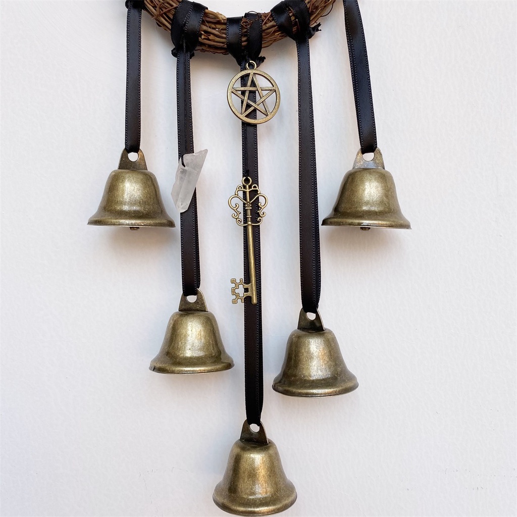 Chuông gió hình phù thủy bằng đồng thau trang trí nhà cửa