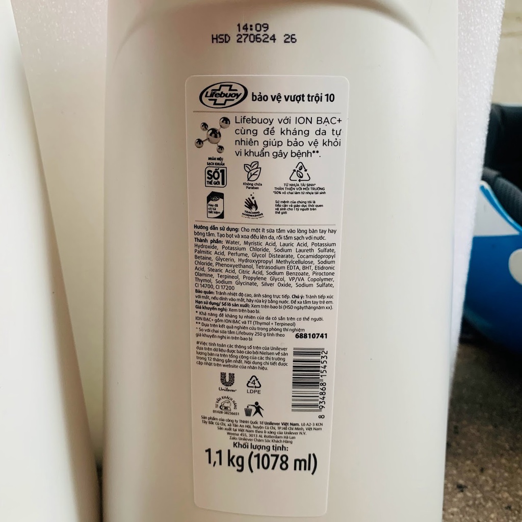 Sữa tắm Lifebouy chăm sóc da- bảo vệ vượt trội chai 1.1kg to chà bá