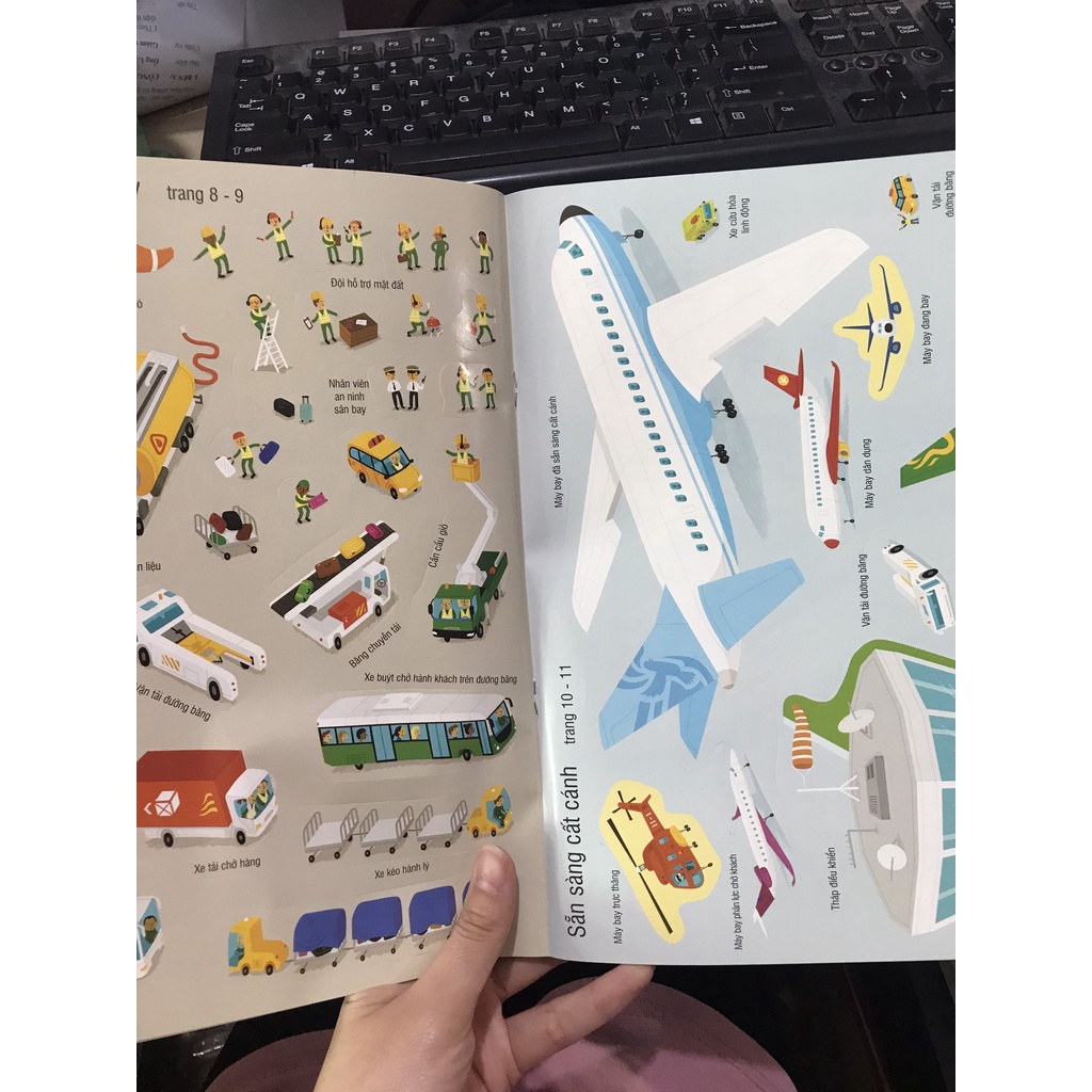 Sách - First Sticker Book - Sách Dán Hình Đầu Đời Cho Bé - Sân bay