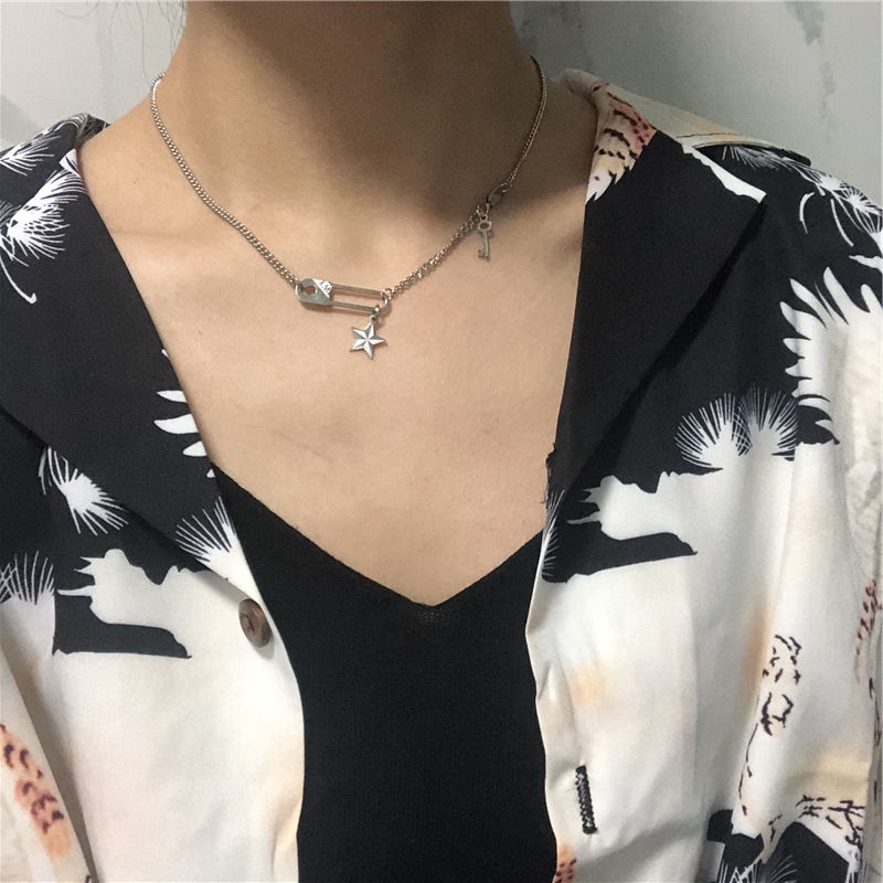 Dây Chuyền Sợi Mảnh Mặt Hình Ngôi Sao 22333