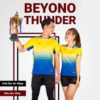Bộ Quần Áo Bóng Chuyền Cổ Tim, vải thun thoáng mát Beyono Thunder Nam Nữ - Vàng