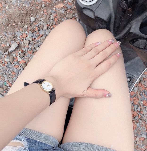 Kem Trắng Da Body Un Tinh Thể Nước Đổi Màu Da - Trắng Cấp Tốc Sau 7 Ngay | BigBuy360 - bigbuy360.vn