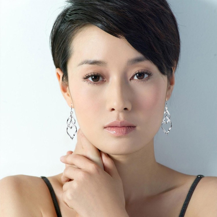 Bông tai / khuyên tai thời trang có hộp tặng kèm