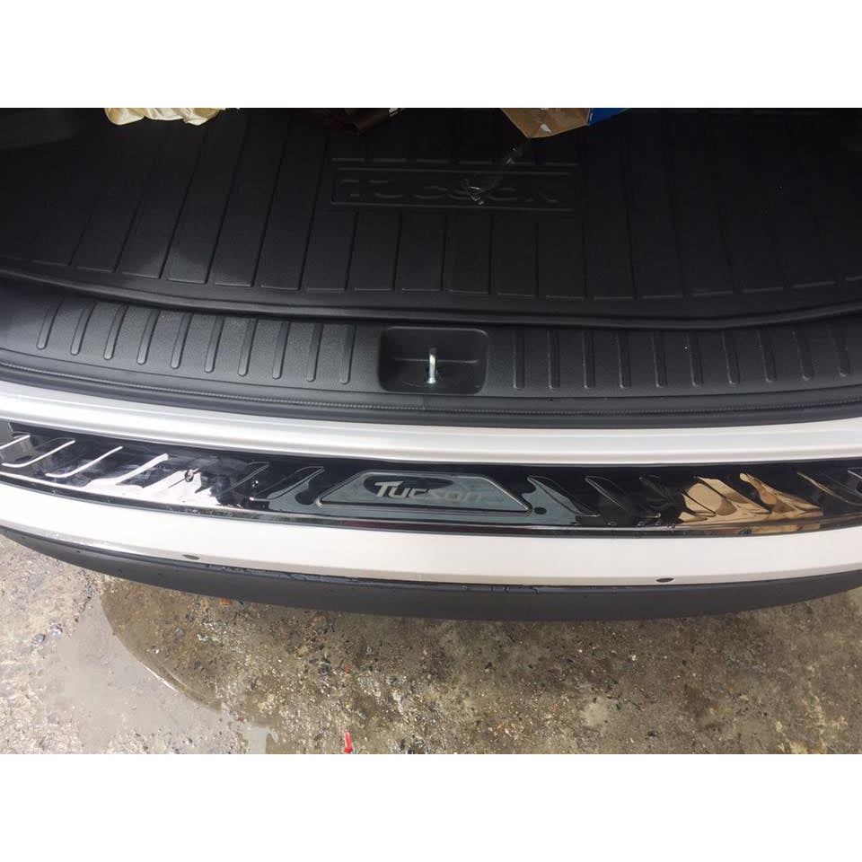 Chống Trầy Cốp Xe Hyundai Tucson 2019 2020 2021 mẫu Titan