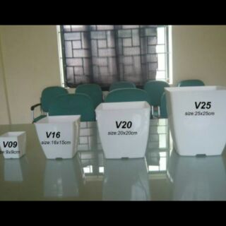 Chậu vuông 25cm cao cấp nhựa tốt