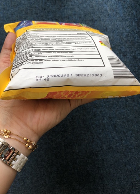Kẹo ngậm Halls Sugar Free 70 viên của Mỹ