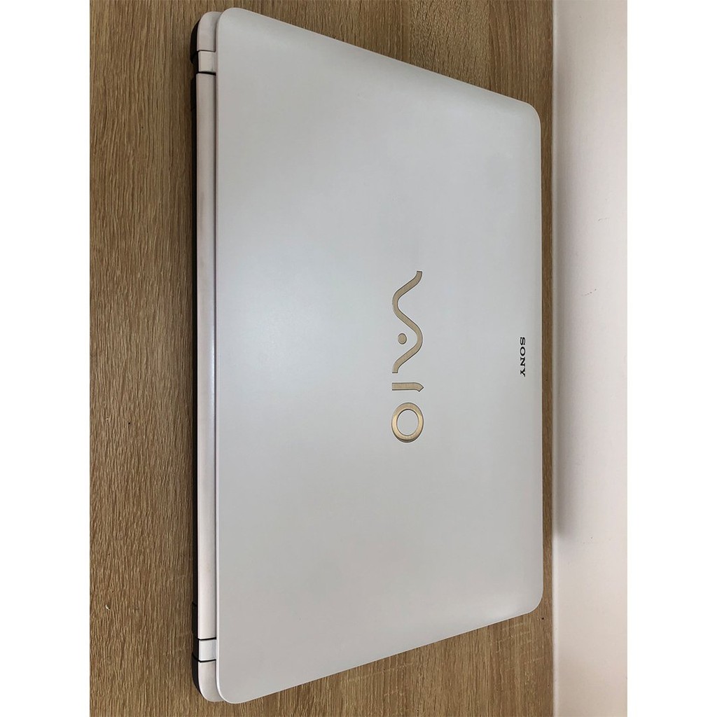 Laptop Sony Vaio 15 inch Full HD Core i5 Ram 4GB Card rời 80%