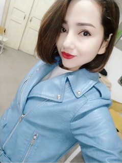 Áo khoác da nữ Quảng Châu.