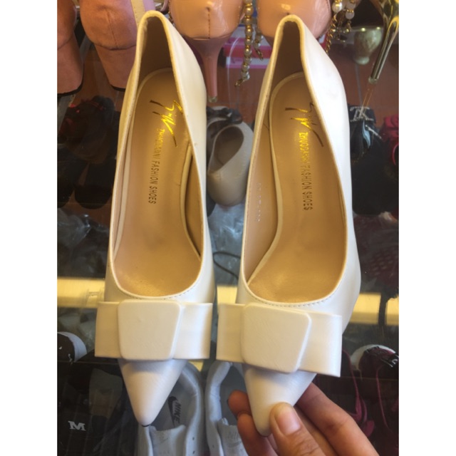 Giày quảng châu full box giá rẻ