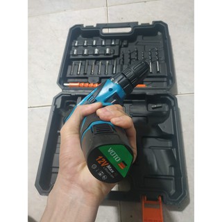 Máy khoan pin makita