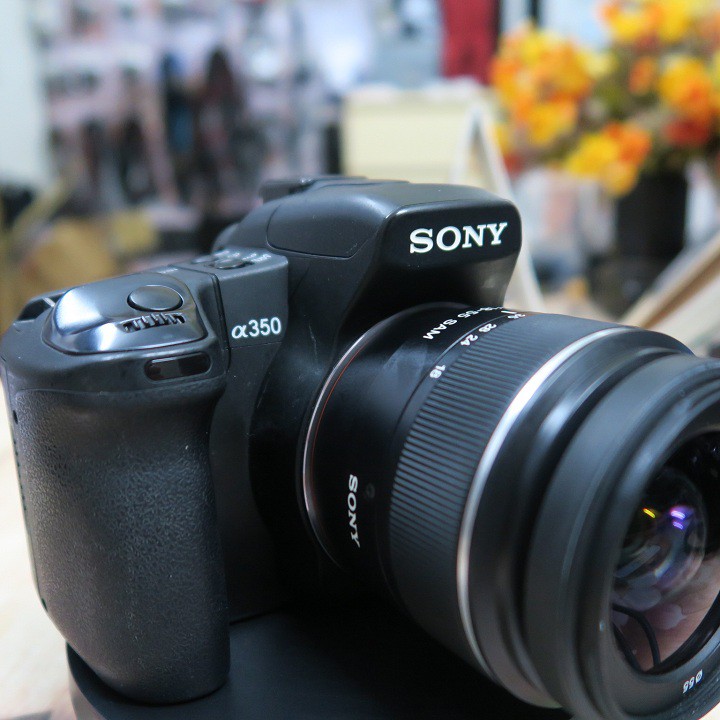 Máy ảnh Sony A350 kèm ống kính 18-55