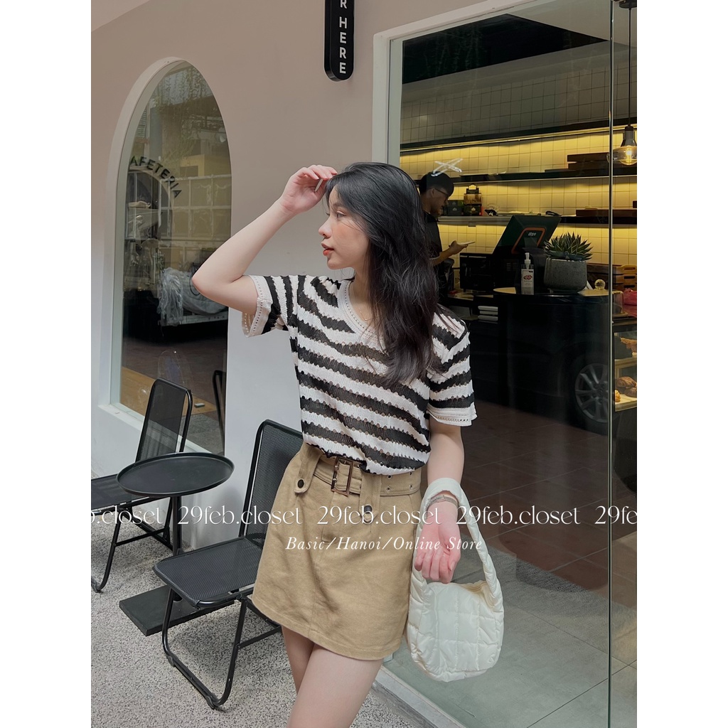 Áo len móc kẻ be đen cổ tròn cộc tay - 29feb.closet - A78