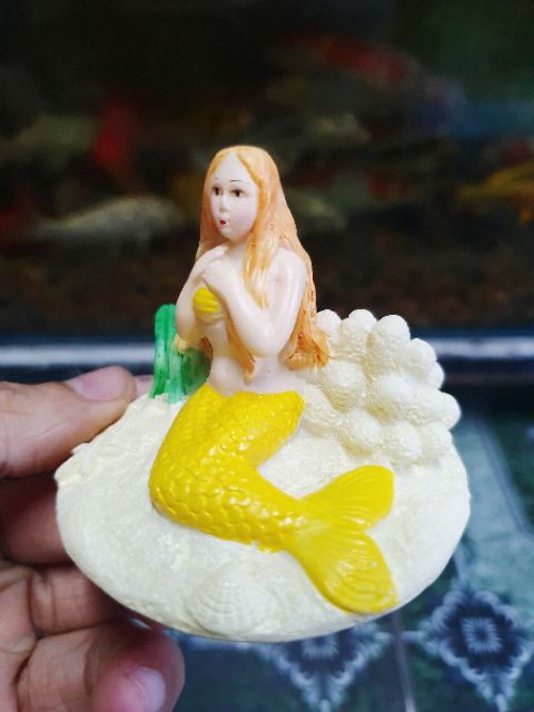 NÀNG TIÊN CÁ TRANG TRÍ HỒ CÁ NON BỘ DÀI 7CM CAO 6CM