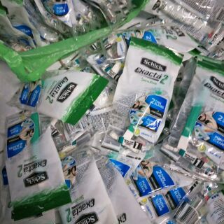 Dạo cạo râu Schick Exacta 2