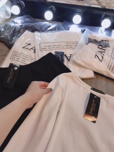 [Mã FAMAYWA giảm 10K đơn 50K] ÁO LỆCH VAI TAY DÀI XỎ NGÓN | BigBuy360 - bigbuy360.vn