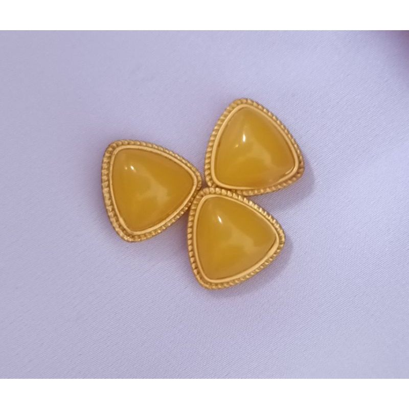 Charm Nepal hình tim hạt châu đỏ, xanh ngọc, vàng làm vòng