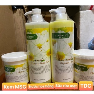 Sữa rửa mặt hoa cúc chai 1000ml