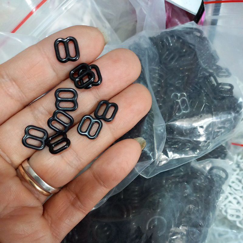 Khoen móc áo ngực số 0; 8 giá chỉ 15 k/100 khoen