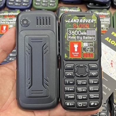 Điện Thoại Land Rover S-009 3 sim Pin khủng 3600 mah dùng 5-10 ngày