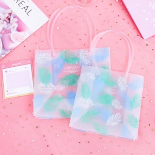 Túi đựng quà trong suốt hình lá cọ size 16*17cm