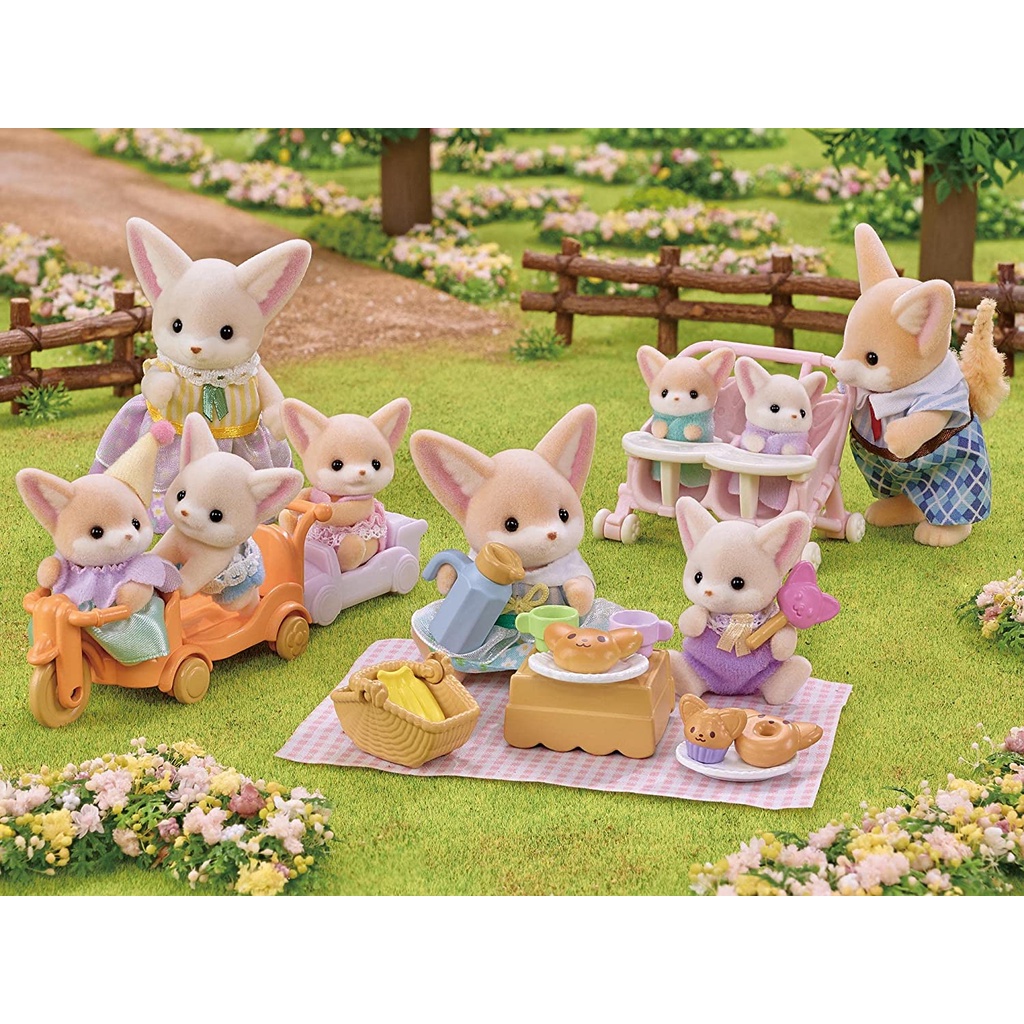 Đồ Chơi Sylvanian Families Picnic Ngoài Trời Cùng 2 Chị Em Cáo Sa Mạc Saharah Fennec Fox Picnic Set