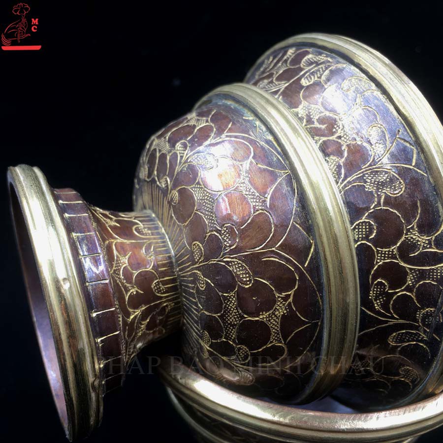 CHÉN CÚNG CÓ CHÂN ĐỒNG NEPAL 3.5&quot; - GIỮA VIỀN VÀNG