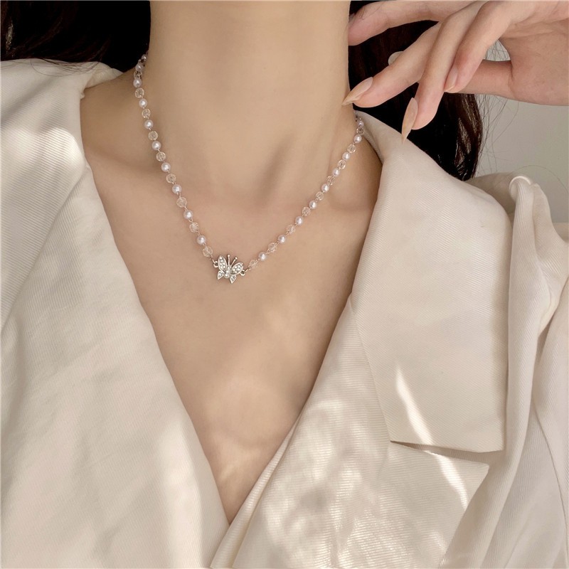 Vòng Cổ Choker Hình Bướm Đính Ngọc Trai Nhân Tạo Thời Trang