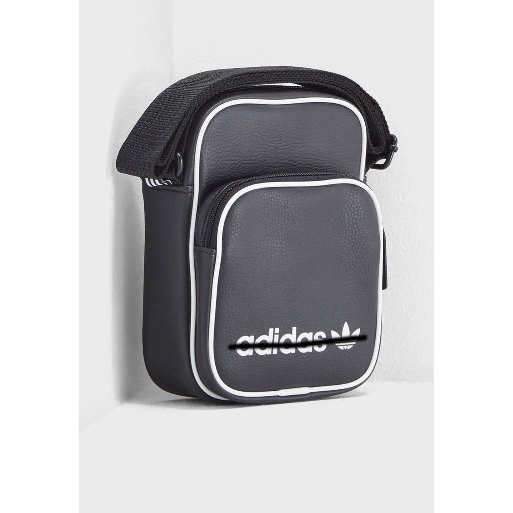 Túi Adidas đeo chéo mini bag vintage đen XUẤT DƯ FULL TEM TAG CODE | DH1006
