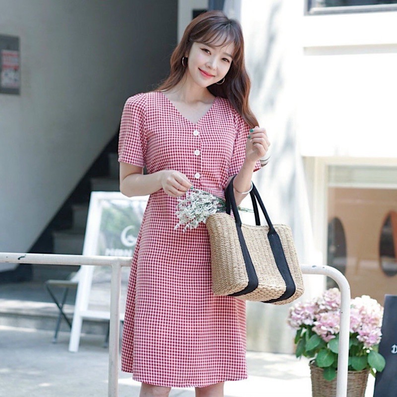 Đầm váy caro đỏ nút trắng (kèm hình thật)