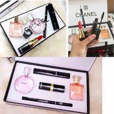 Bộ Trang Điểm Chanel 5 Món