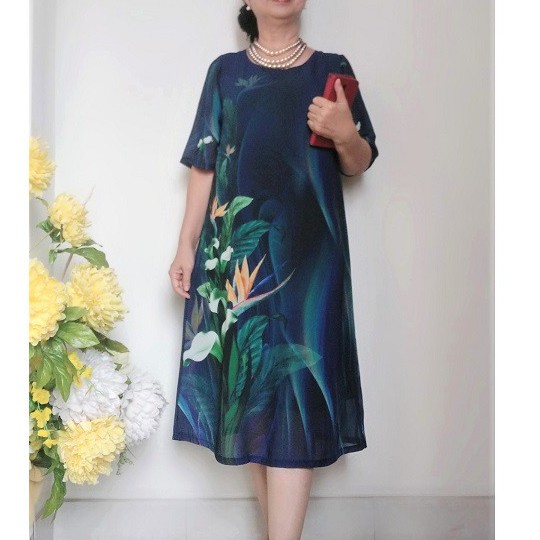 Váy Đầm Trung Niên Vải Voan In 3D - Form A Che Bụng - 2 Lớp, Có Dây Kéo - 50Kg Đến 80Kg | BigBuy360 - bigbuy360.vn