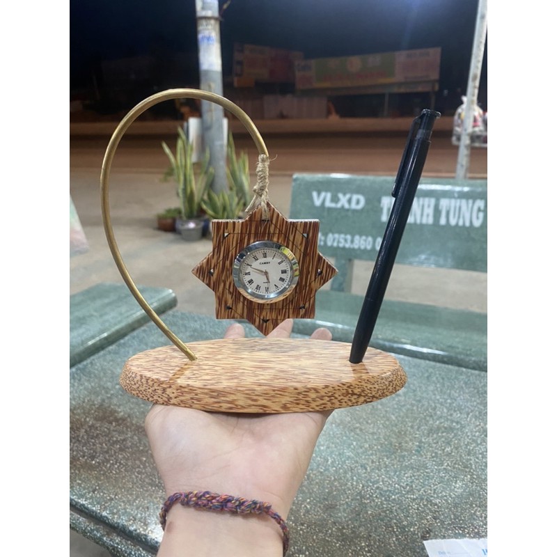 Đồng hồ để bàn gỗ dừa