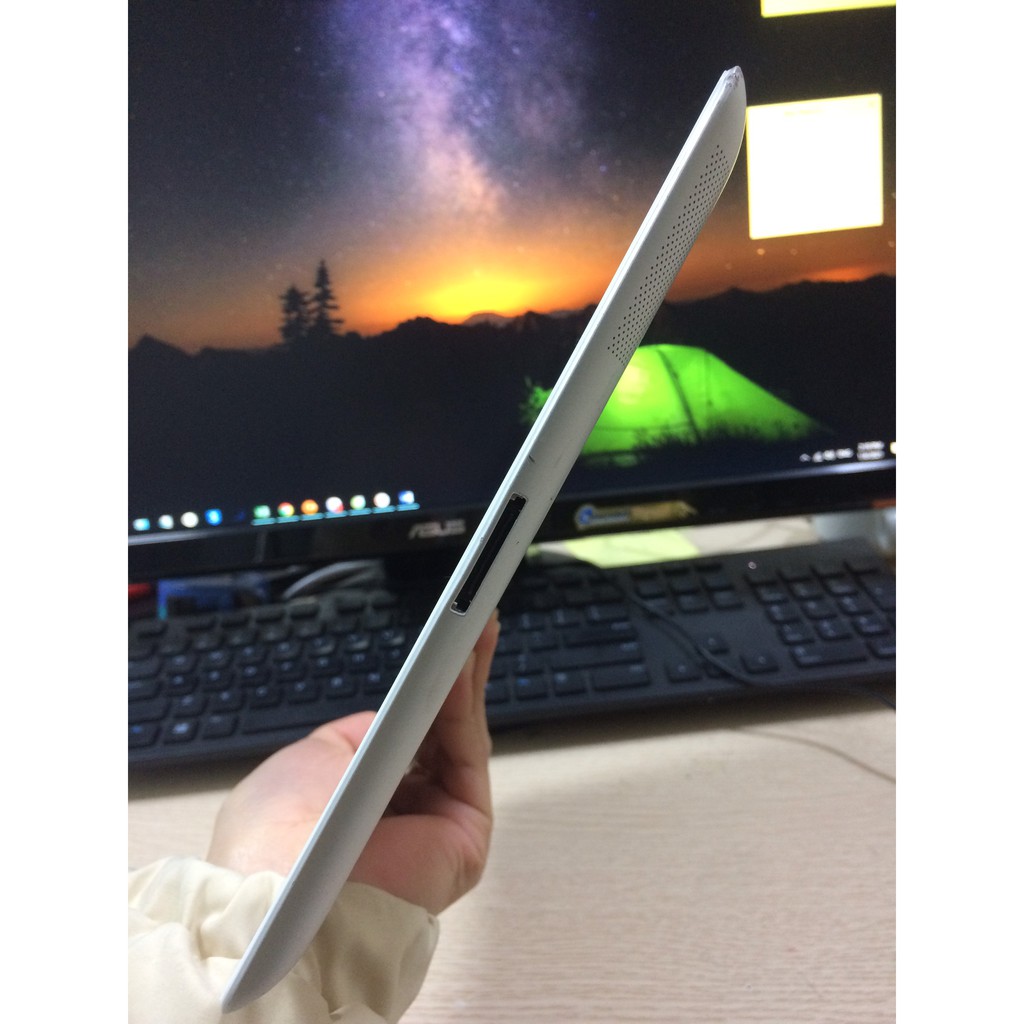 Máy tính bảng iPad 3 quốc tế chính hãng apple màn hình retina sắc nét ram lên đến 1GB học tập giải trí tuyệt vời | BigBuy360 - bigbuy360.vn