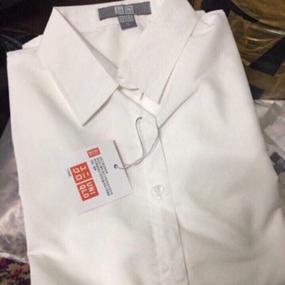 Áo sơ mi lụa sang chảnh