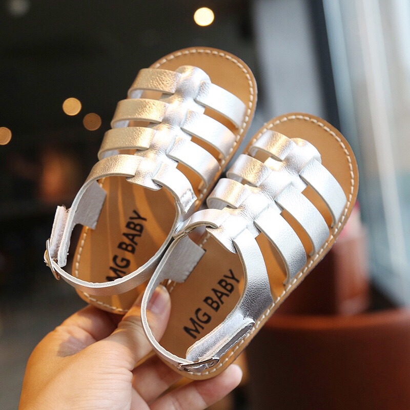 Sandal 4 quai ngang phong cách Hàn cho bé gái hàng fullbox mã V531