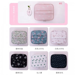 Túi nhỏ gọn dùng đựng mỹ phẩm đồ vệ sinh cá nhân cho nữ khi đi du lịch