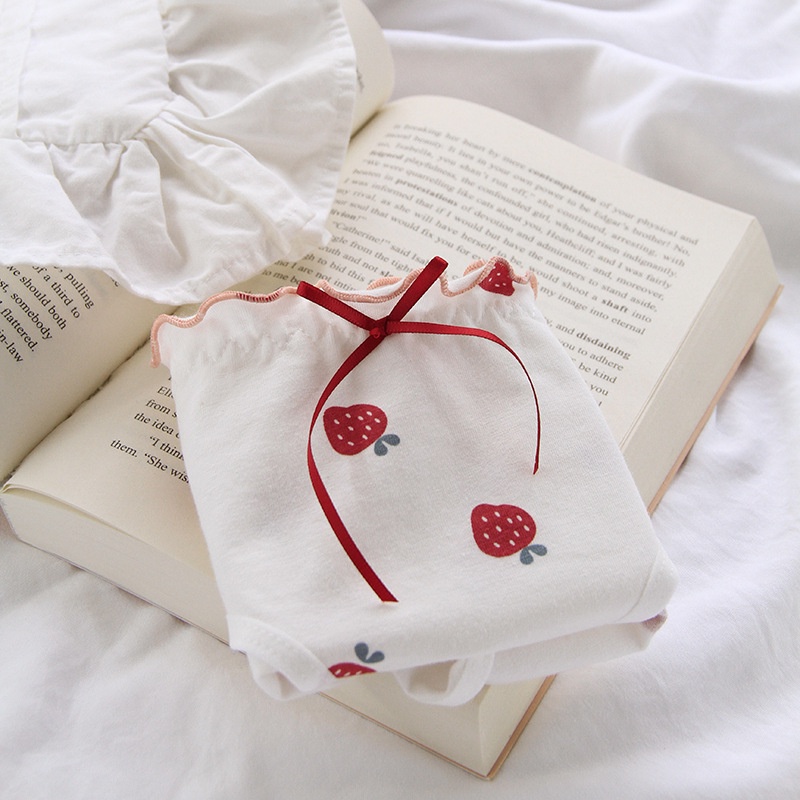 Quần Lót Nữ Cotton Kháng Khuẩn STRAWBERRY Thời Trang Nhật Bản . Hàng Loại Đẹp.