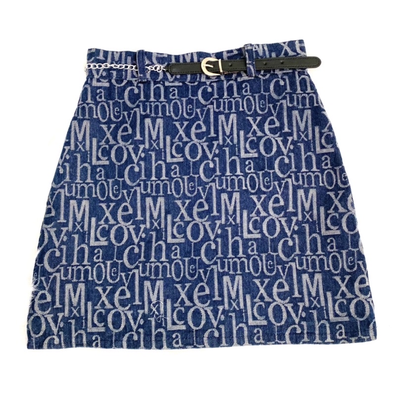 Chân váy chữ A chất  jean họa tiết chữ, vải dày dặn tặng kèm dây đai xích cá tính | BigBuy360 - bigbuy360.vn