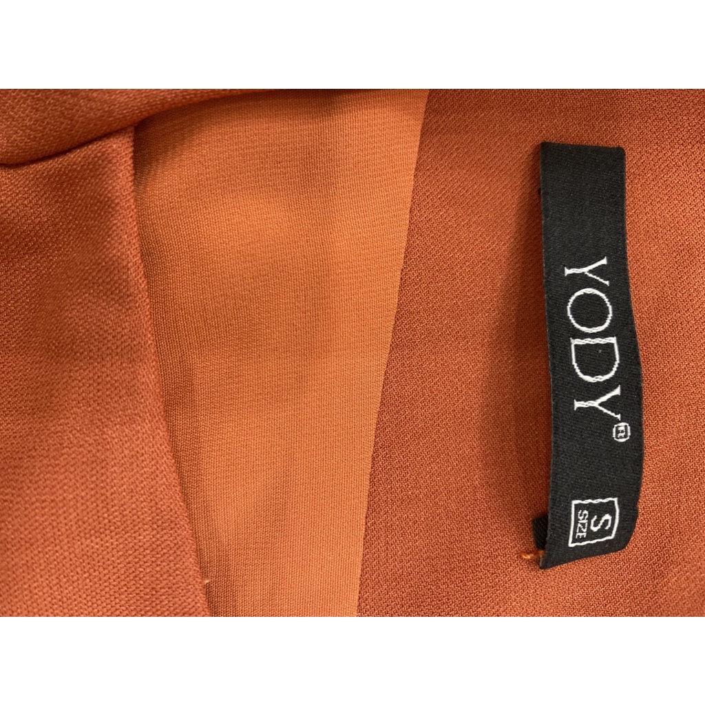 Đầm công sở YODY màu cam cháy cực tôn da