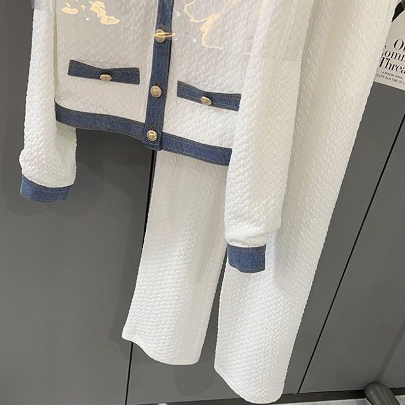 Set đồ hai món cá tính trẻ trung thiết kế mới thời trang mùa thu 2021 cho nữ