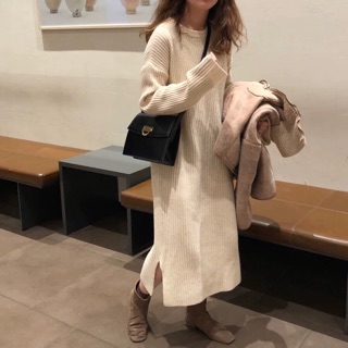 Váy len xẻ tà